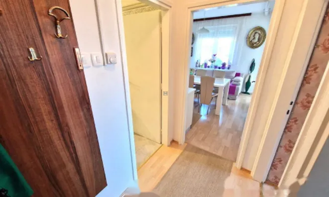 Недвижимость Двухкомнатная квартира в центре Луция: 4