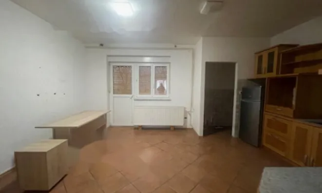 Недвижимость Двухкомнатная квартира в Сежане: 5