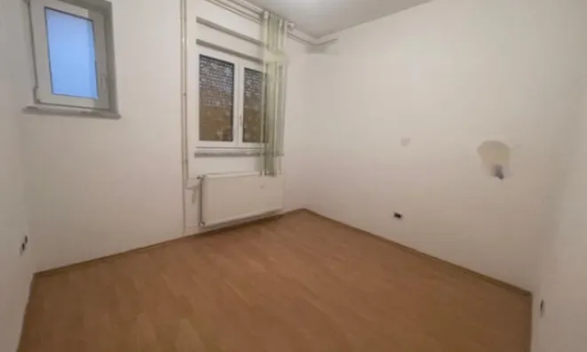 Недвижимость Двухкомнатная квартира в Сежане: 6