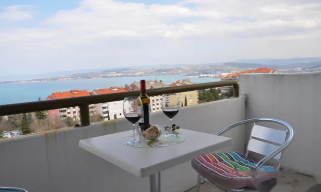 Недвижимость Квартира 1,5-комн. Копер Марков Хриб: 13