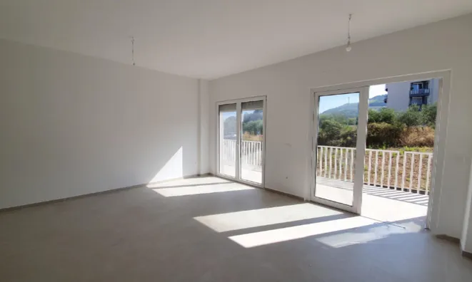 Недвижимость Квартира, 3-комнатная, Изола: 4