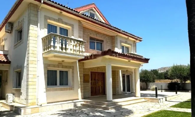 Недвижимость 4 Bedroom House For Sale In Pyrgos, Limassol: 1