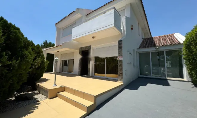 Недвижимость 4 Bedroom Villa For Sale in Agios Athanasios, Limassol: 2