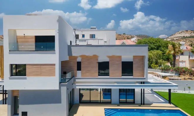 Недвижимость 5 Bedroom Villa For sale in Agios Tychonas, Limassol: 2
