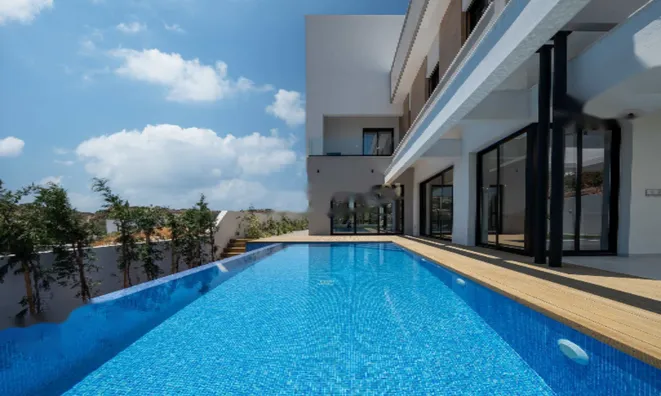 Недвижимость 5 Bedroom Villa For sale in Agios Tychonas, Limassol: 4