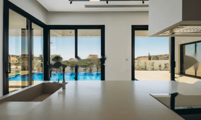 Недвижимость 5 Bedroom Villa For sale in Agios Tychonas, Limassol: 9