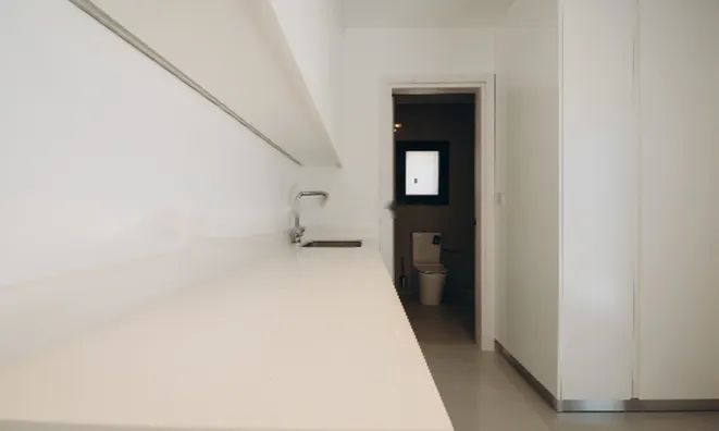 Недвижимость 5 Bedroom Villa For sale in Agios Tychonas, Limassol: 18