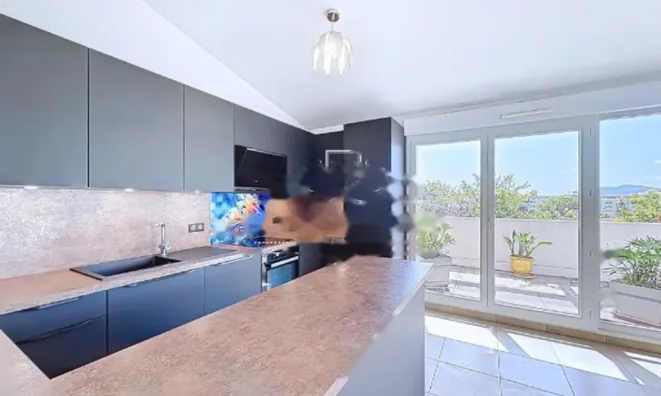 Недвижимость Apartment La Bocca: 4