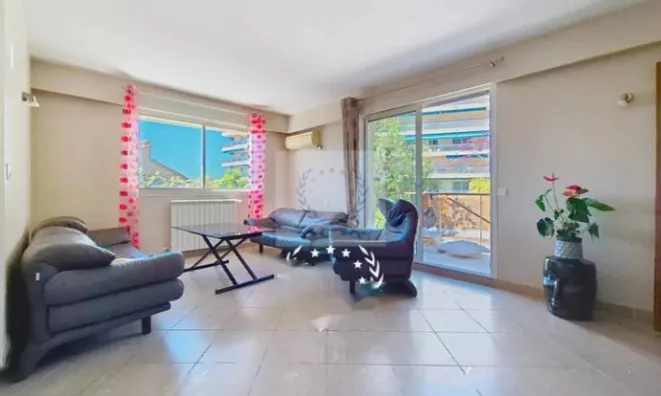 Недвижимость Maison République Cannes: 4