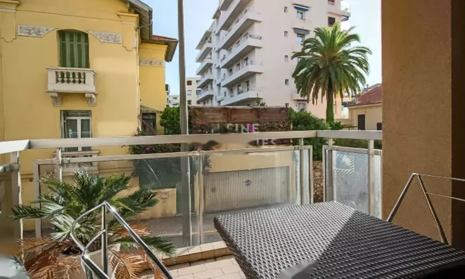 Недвижимость Apartment Cannes Carnot: 9