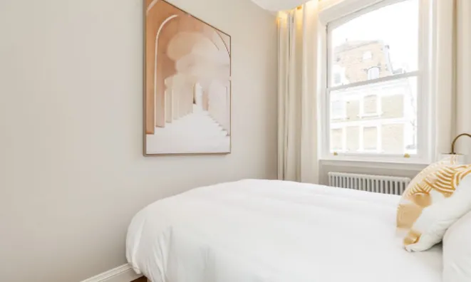 Недвижимость Redcliffe Square: 2