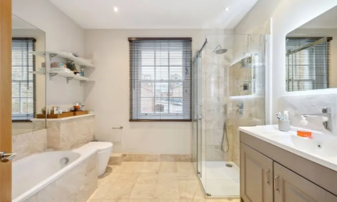 Недвижимость Sydney Street: 2