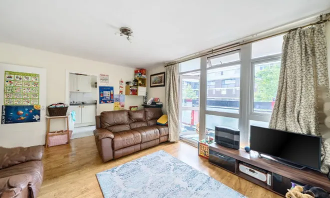 Недвижимость Dickens Estate: 11