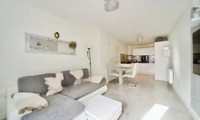 Недвижимость Woodley Crescent: 6