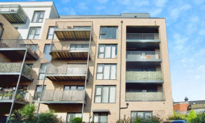 Недвижимость Woodley Crescent: 9