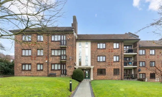 Недвижимость Clandon Gardens, Finchley: 8