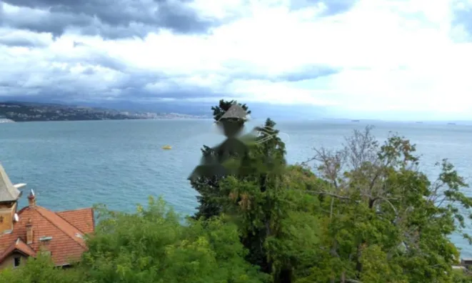 Недвижимость Четырехкомнатная квартира Центр: 1