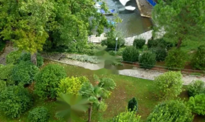 Недвижимость Четырехкомнатная квартира Центр: 3