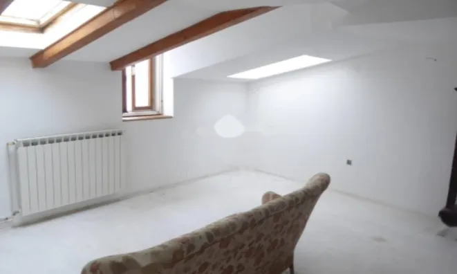 Недвижимость Четырехкомнатная квартира Центр: 5