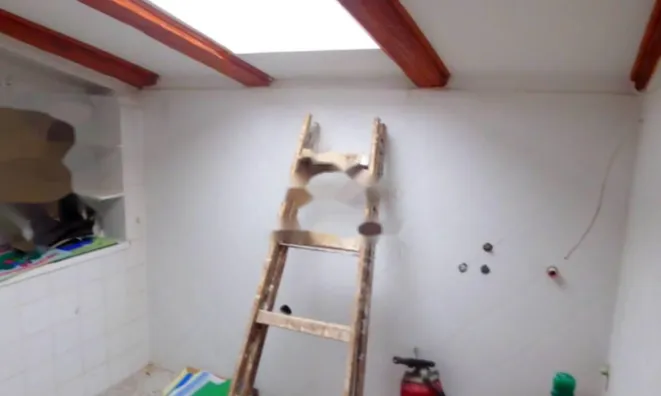 Недвижимость Четырехкомнатная квартира Центр: 32