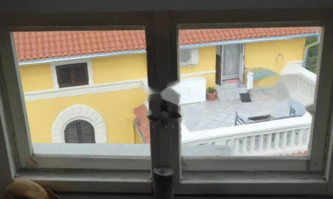 Недвижимость Четырехкомнатная квартира Центр: 34