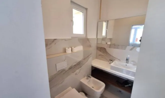 Недвижимость Двухкомнатная квартира Добречь: 11