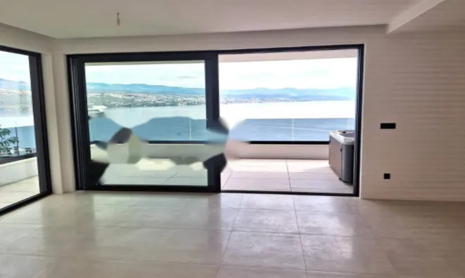 Недвижимость Четырехкомнатная квартира в центре: 10