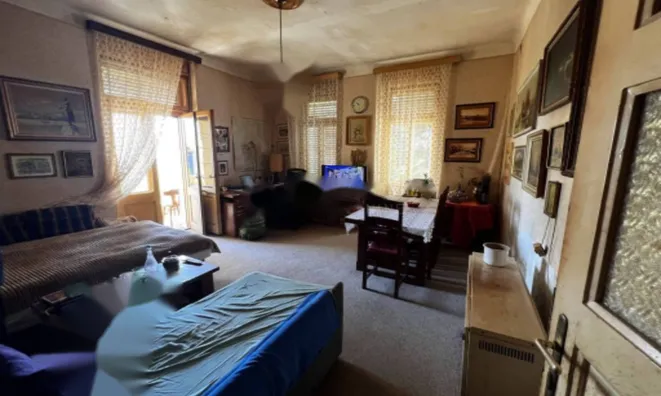 Недвижимость Четырехкомнатная квартира : 6