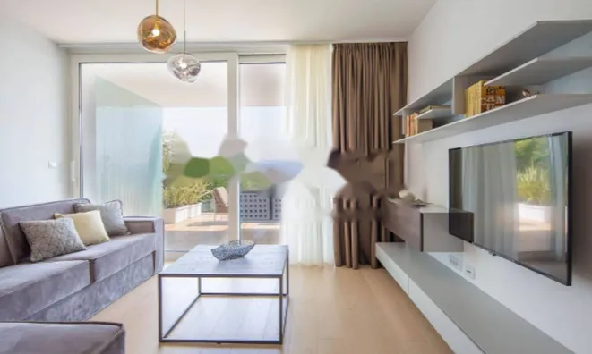 Недвижимость Двухкомнатная квартира в Опатии: 1