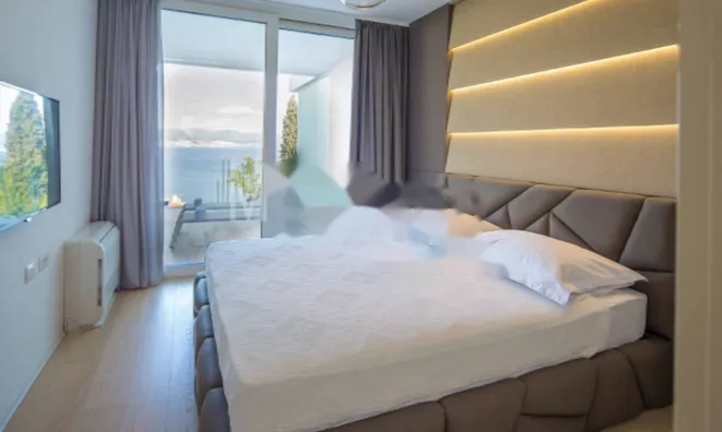 Недвижимость Двухкомнатная квартира в Опатии: 11