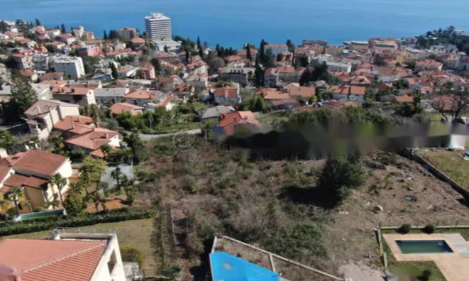 Недвижимость Трехкомнатная квартира Центр: 5