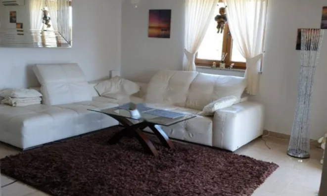 Недвижимость Семейный дом в Поляне: 13