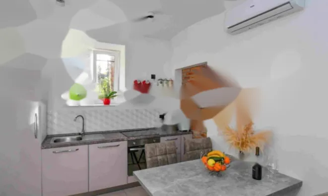 Недвижимость Двухкомнатная квартира Центр: 8