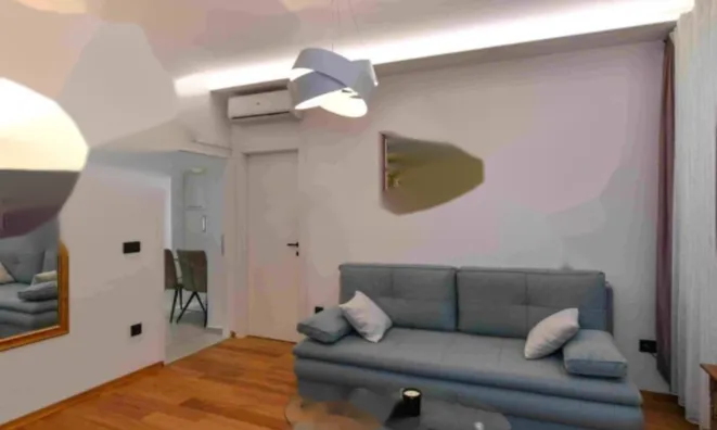 Недвижимость Двухкомнатная квартира Центр: 12