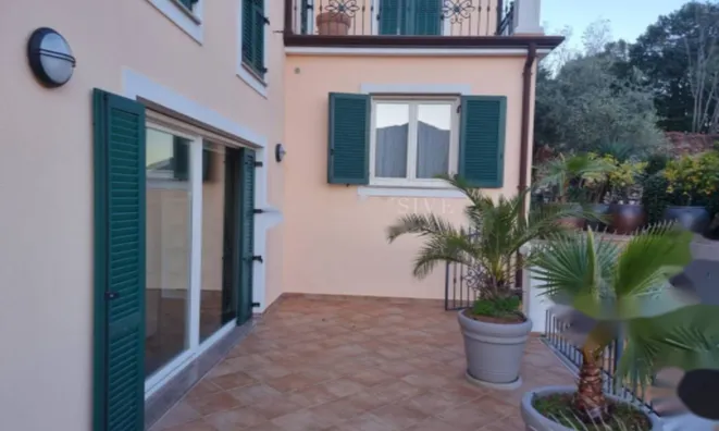 Недвижимость Четырехкомнатная квартира в Ичичах: 14