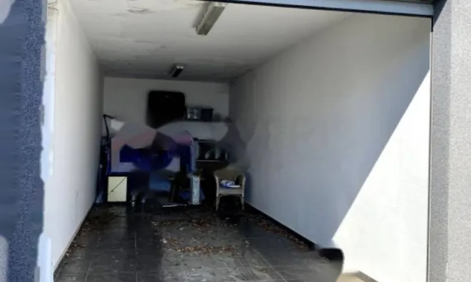 Недвижимость Трехкомнатная квартира, центр: 21