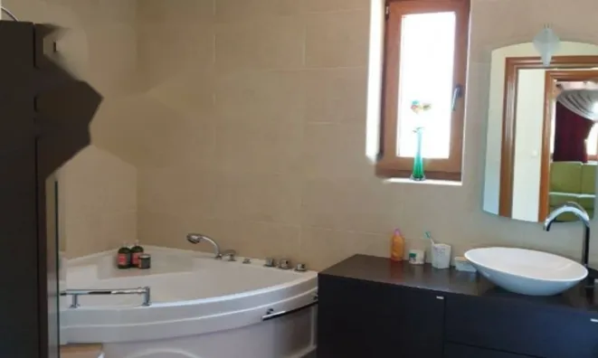 Недвижимость Семейный дом в Польяне: 16