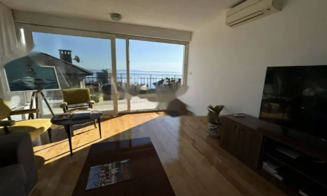 Недвижимость Четырехкомнатная квартира Центр: 2