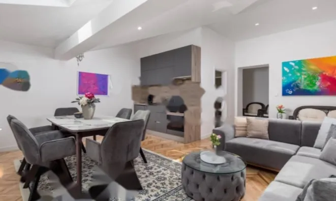 Недвижимость Трехкомнатная квартира Центр: 10