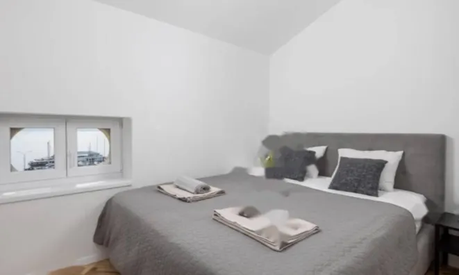 Недвижимость Трехкомнатная квартира Центр: 15