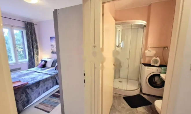 Недвижимость Двухкомнатная квартира в Центре: 13