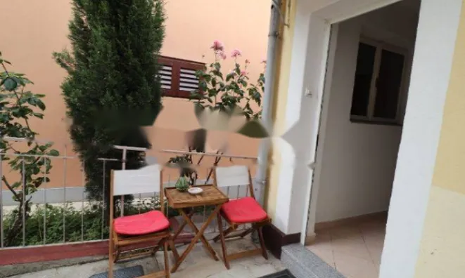 Недвижимость Двухкомнатная квартира в Центре: 17