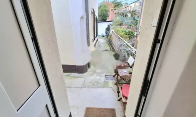 Недвижимость Двухкомнатная квартира в Центре: 18