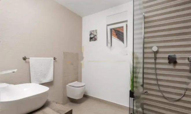 Недвижимость Семейный дом в Поляне: 17