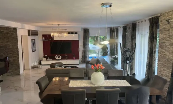 Недвижимость Семейный дом Побри, Вольшко: 7