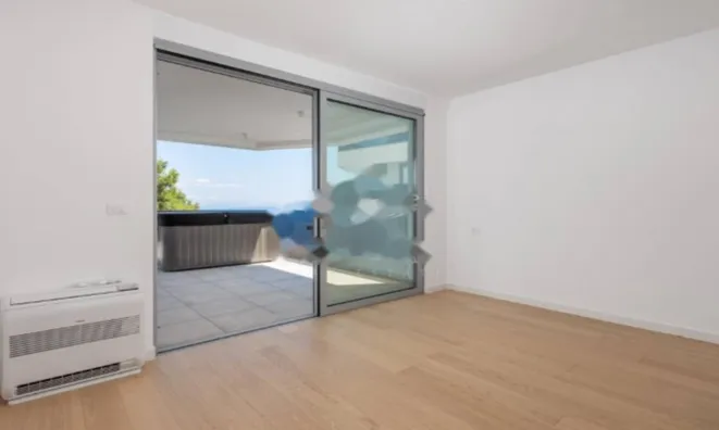 Недвижимость Четырехкомнатная квартира в центре Опатии: 11