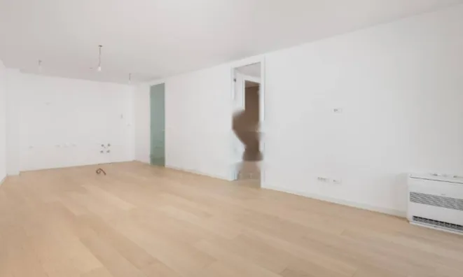 Недвижимость Трехкомнатная квартира Центр: 17