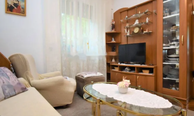 Недвижимость Четырехкомнатная квартира в центре Опатии: 1