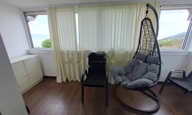 Недвижимость Двухкомнатная квартира Поляне: 4