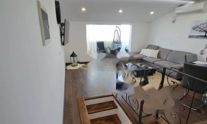 Недвижимость Двухкомнатная квартира Поляне: 9